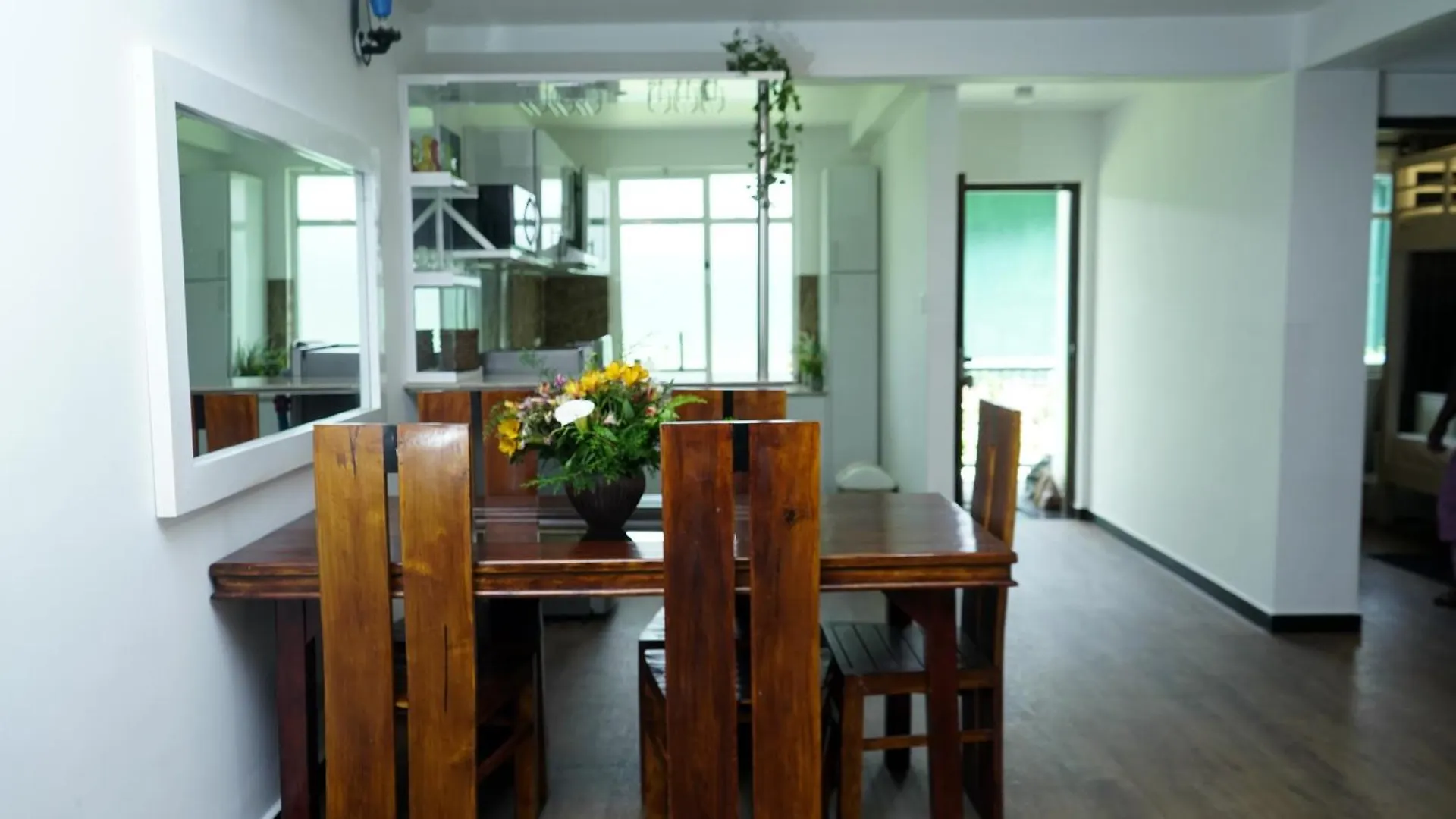 Nuwaraeliya Lake Infinity Luxury Villas Nuwara Eliya Sri Lanka
