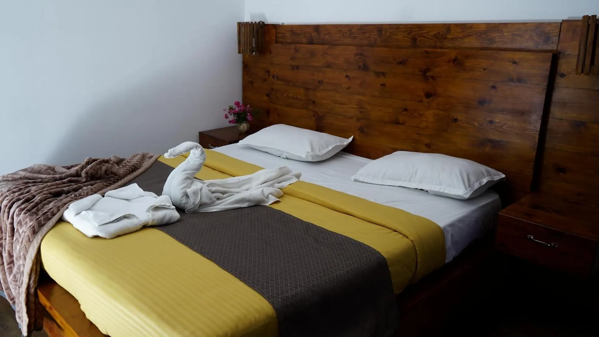 Nuwaraeliya Lake Infinity Luxury Villas Nuwara Eliya